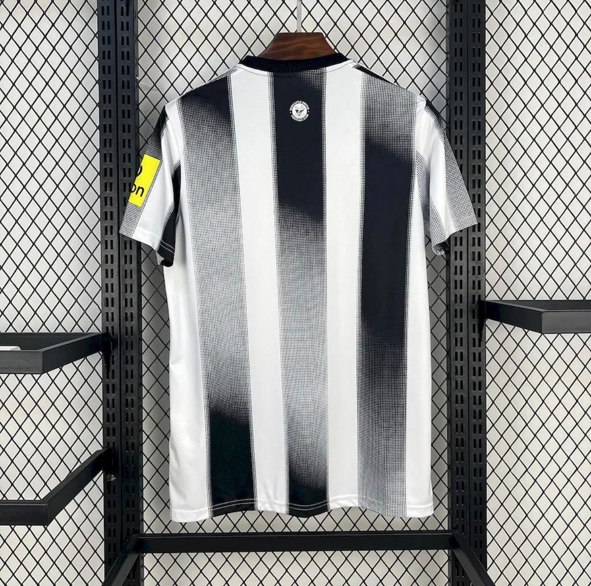 Newcastle 2025/26 Home Soccer Jersey