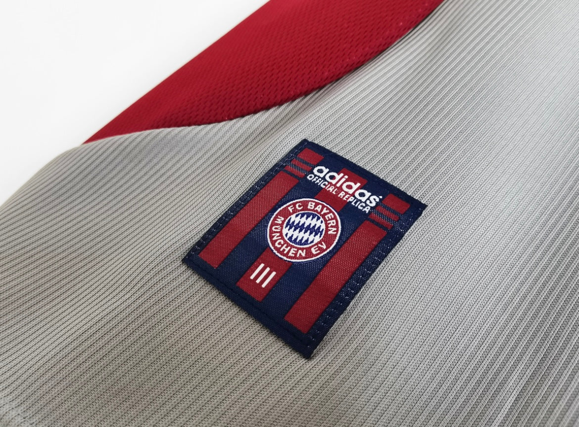 FC Bayern 1998/99 Alternate Soccer Jersey