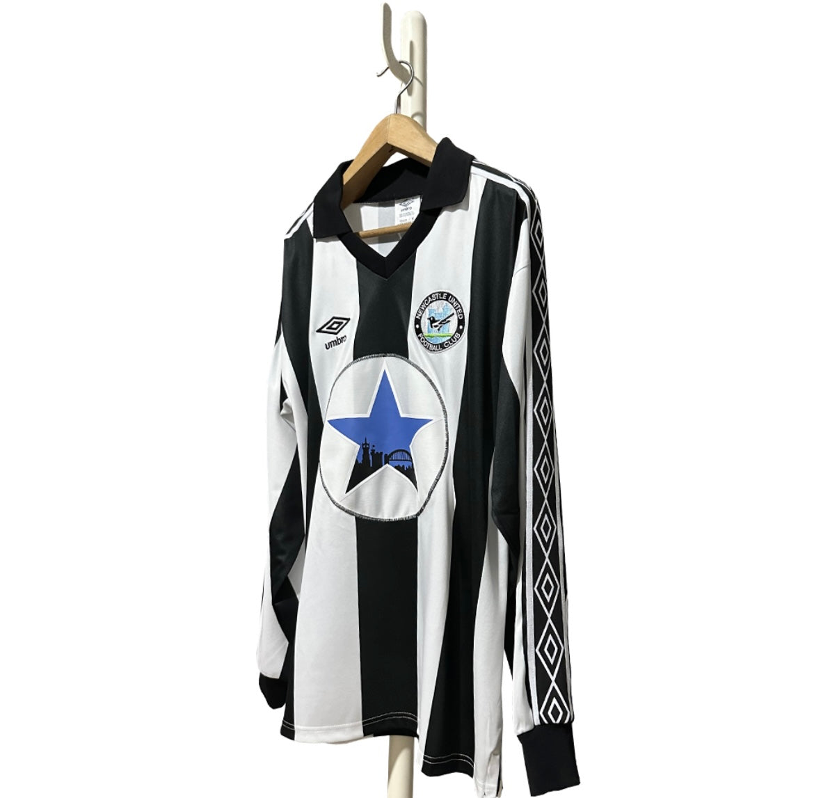 Vintage Newcastle 1980/81 Long Sleeve Jersey