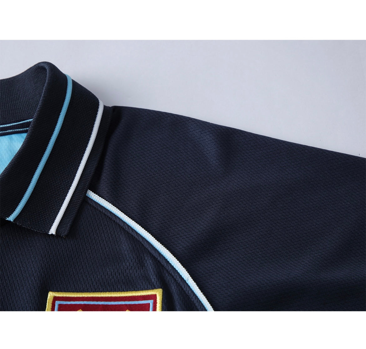 West Ham 1999/00 Third Kit Replica