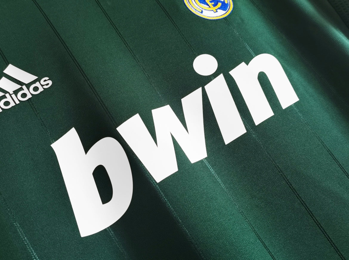 Real Madrid 2012/13 Third Jersey