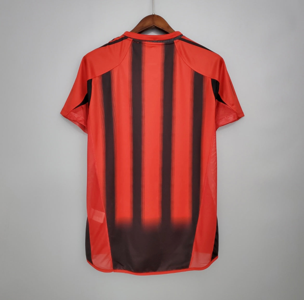 AC Milan 2004/05 Home Soccer Jersey Replica