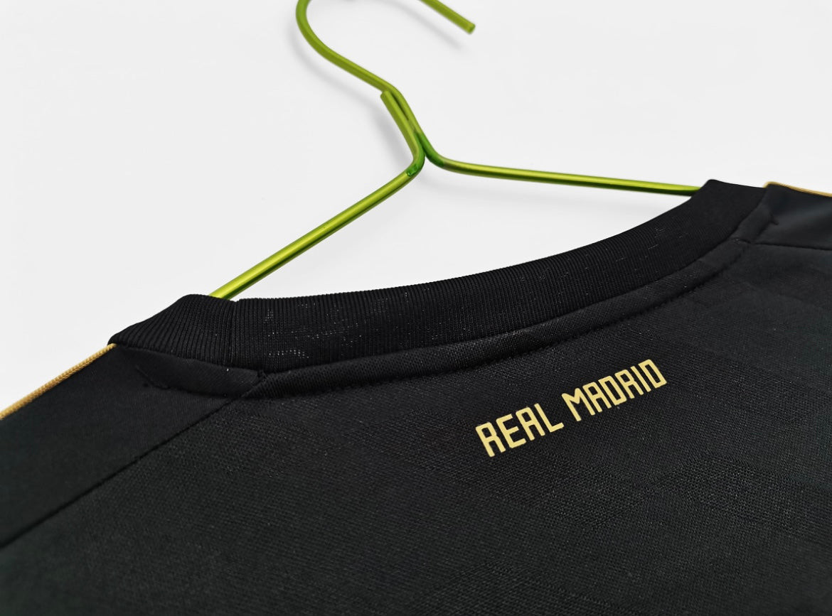Real Madrid 2011/12 Replica Away Jersey