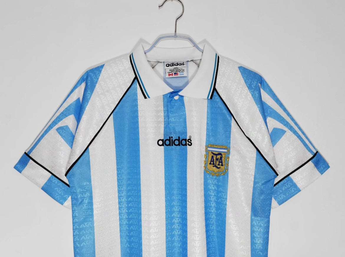 1996 Argentine Home