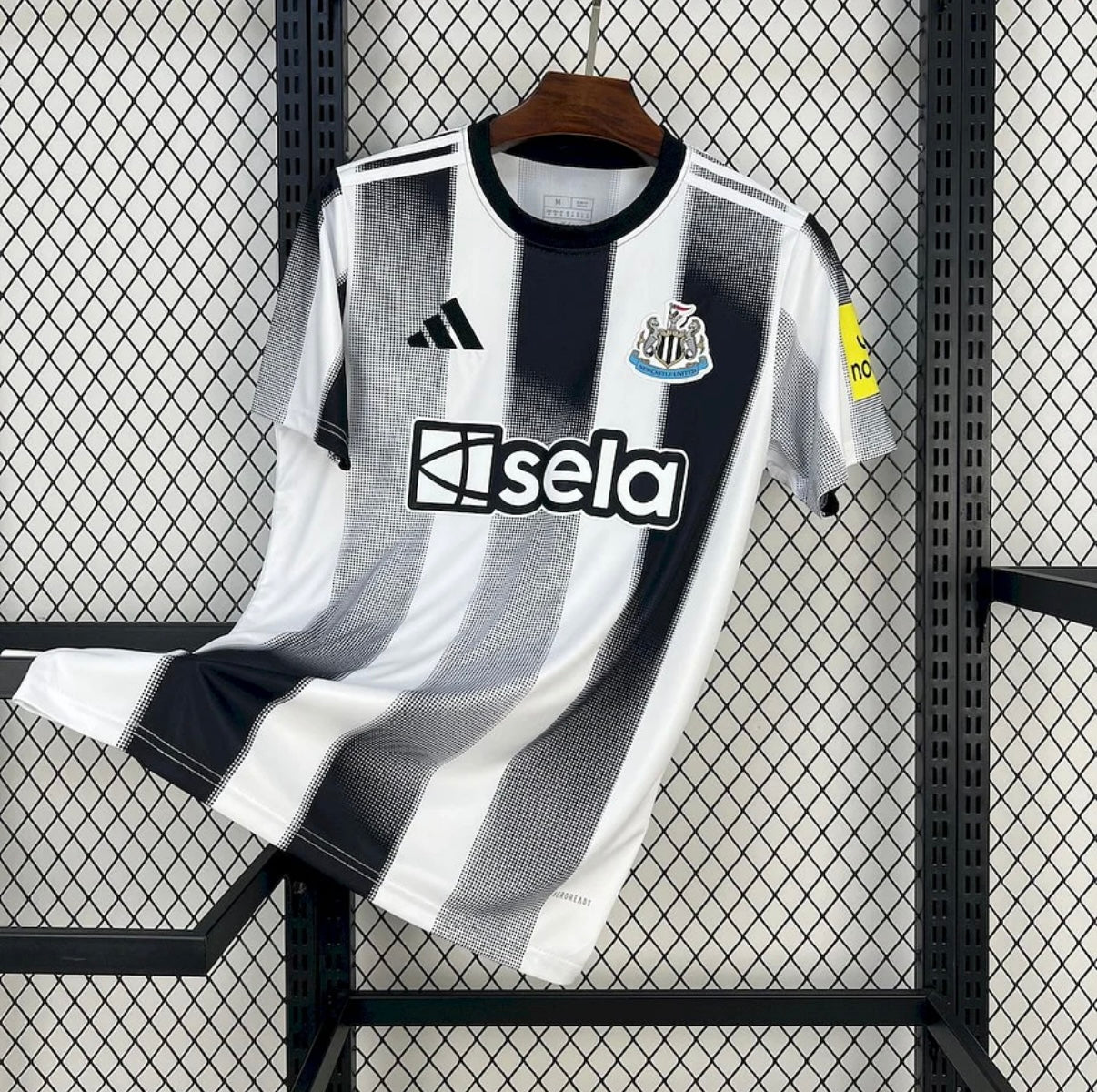 Newcastle 2025/26 Home Soccer Jersey