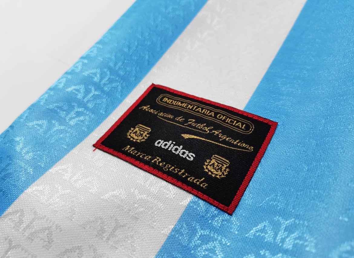 1996 Argentine Home