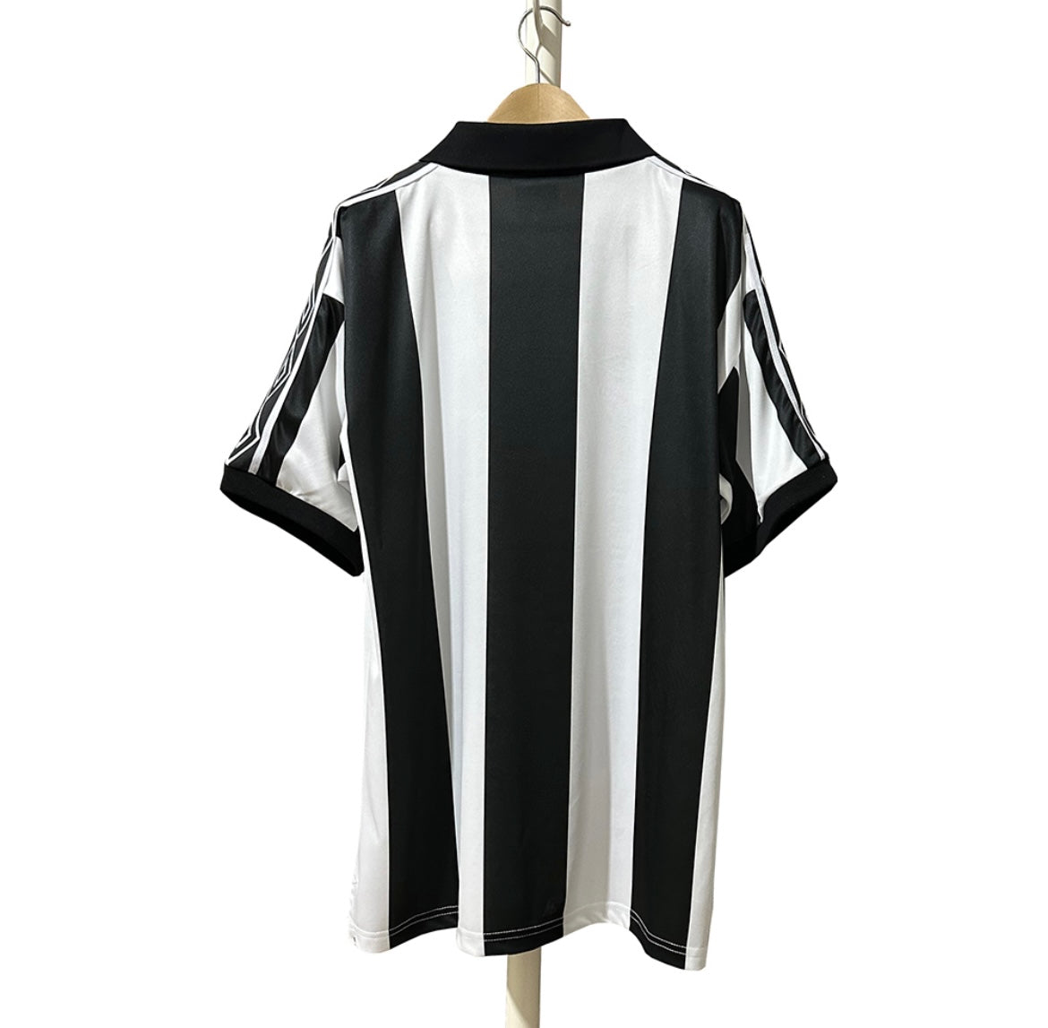 Newcastle 1980/81 Home Jersey Retro Replica