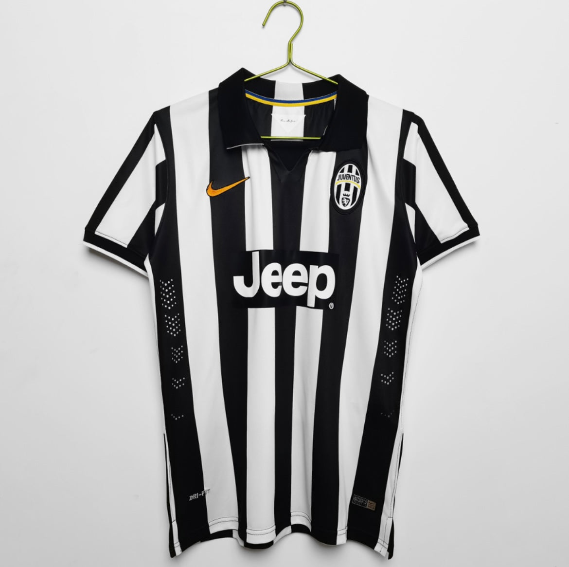 Juventus Home Jersey 2014/15 Authentic Replica