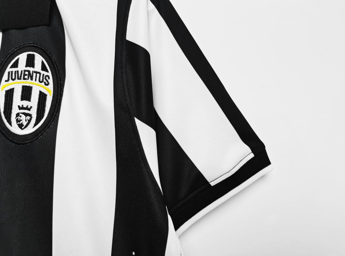 Juventus Home Jersey 2014/15 Authentic Replica