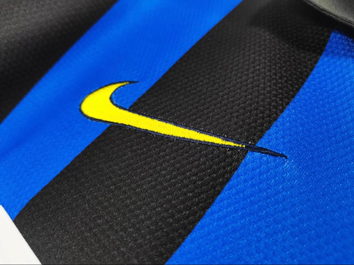 Inter Milan 1998/99 Home Soccer Jersey