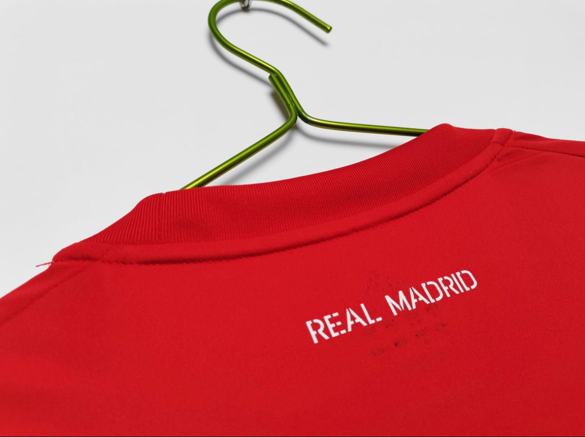 Real Madrid 2011/12 Alt Jersey