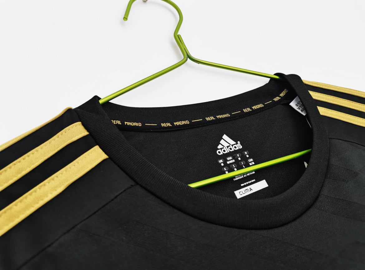 Real Madrid 2011/12 Replica Away Jersey