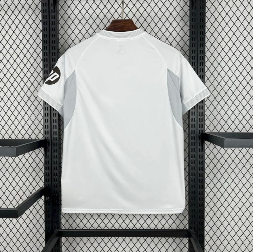 Real Madrid 2025/26 Home Soccer Jersey