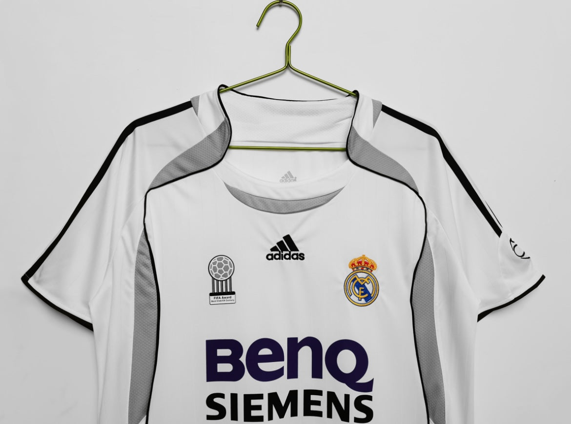 Real Madrid 2006/07 Home Soccer Jersey