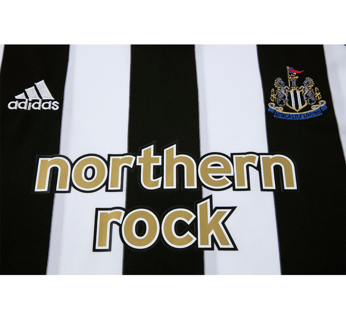 Newcastle United 2004/05 Home Soccer Jersey