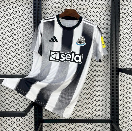 Newcastle 2025/26 Home Soccer Jersey
