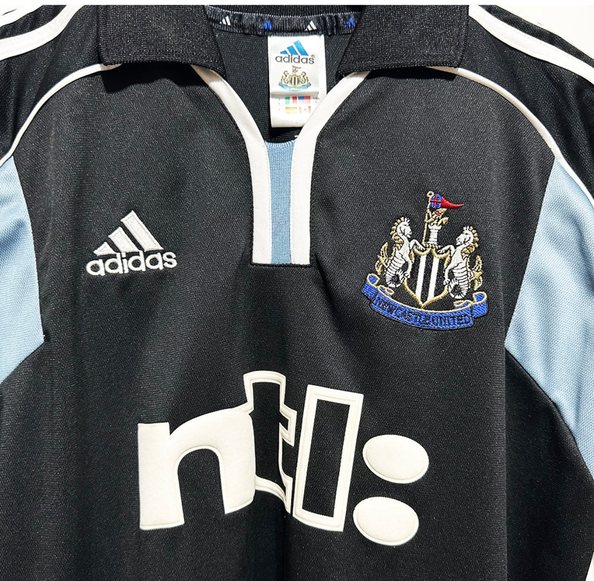 Newcastle United 2000/01 Retro Away Jersey
