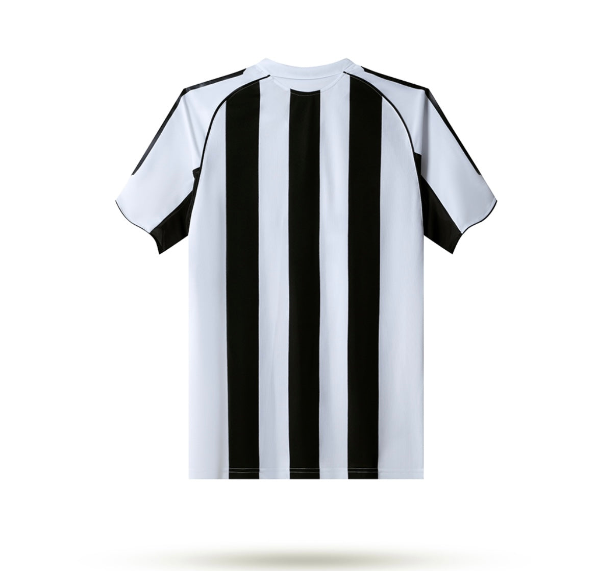 Newcastle United 2004/05 Home Soccer Jersey