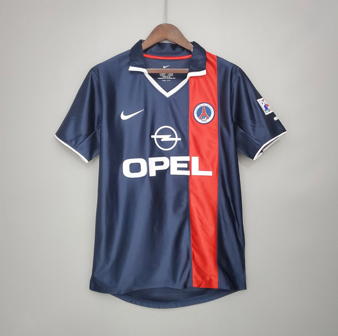 Paris Saint-Germain 2001/02 Home Soccer Jersey