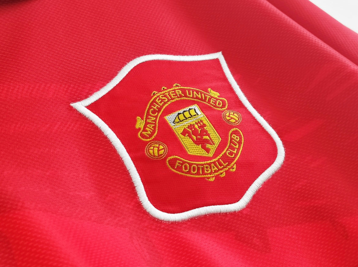 Manchester United 1994/95 Home Jersey - Long Sleeve Edition